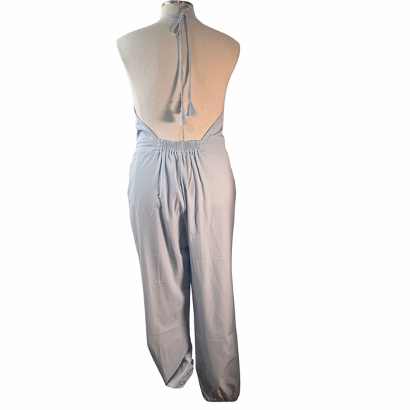 New BIBI light blue halter wrap style jumpsuit M - Picture 4 of 14
